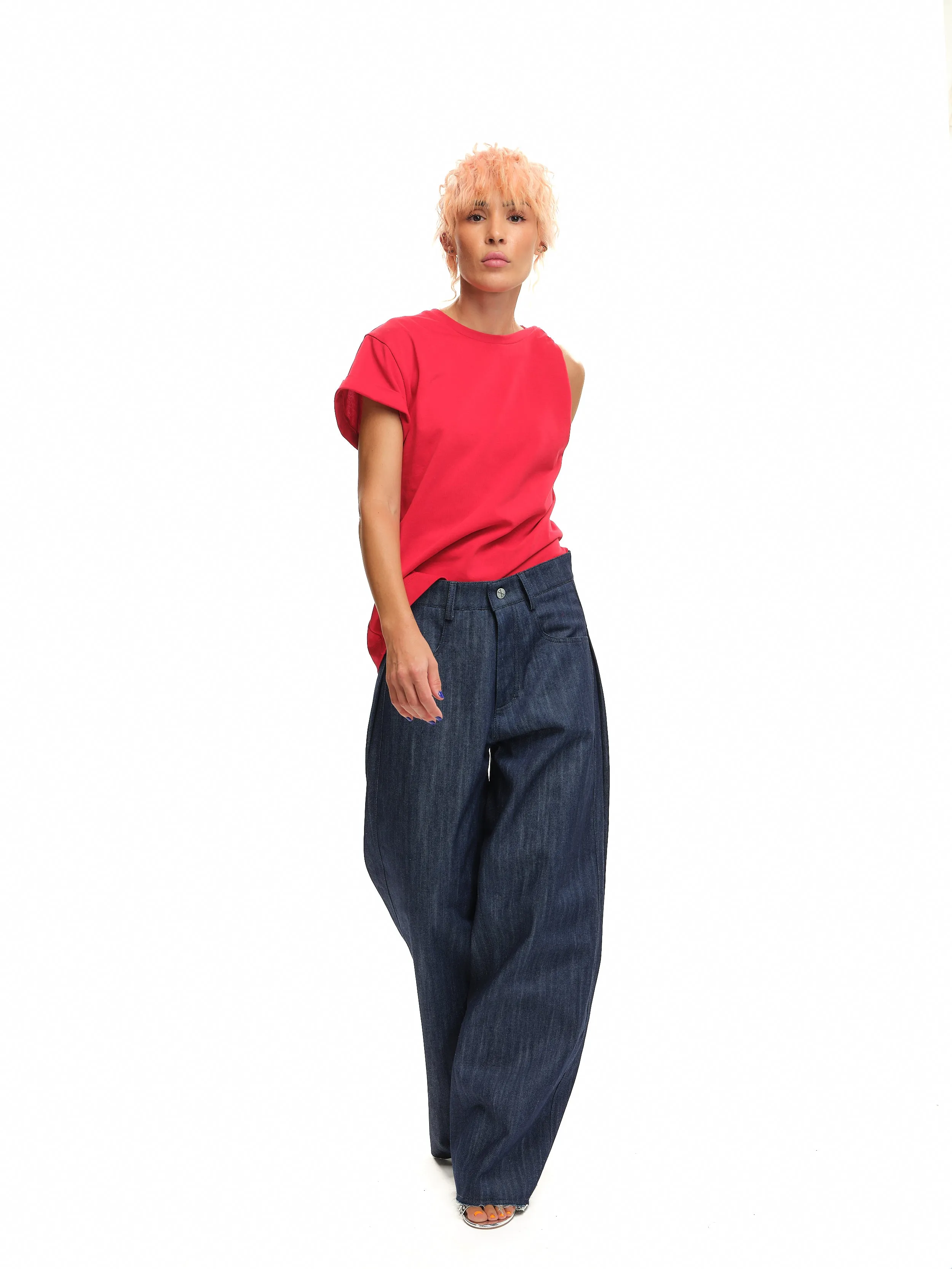 Balloon Mid-Rise Jeans