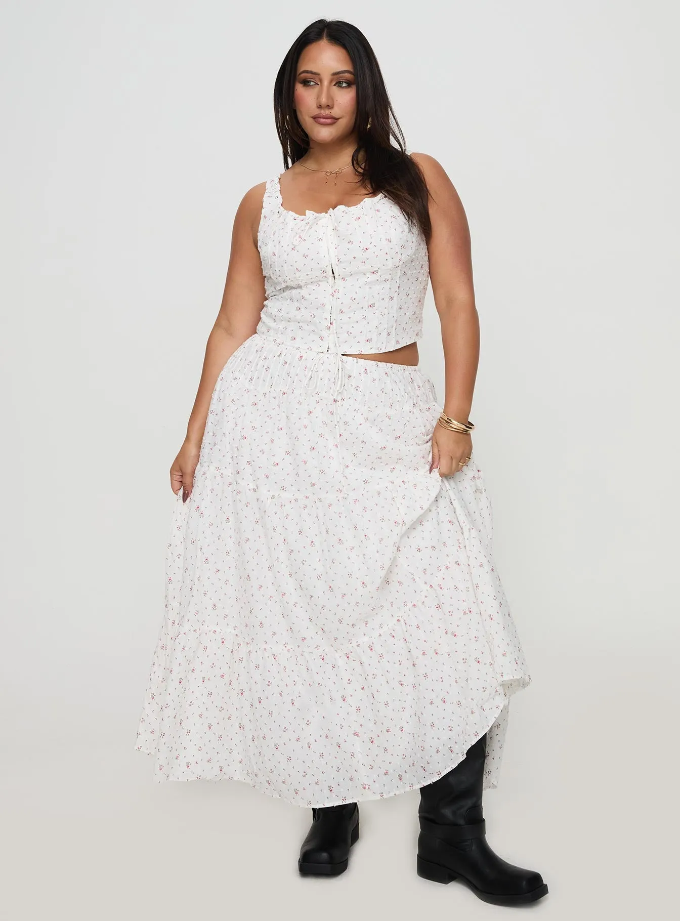 Cherry On Top Maxi Skirt White Floral Curve