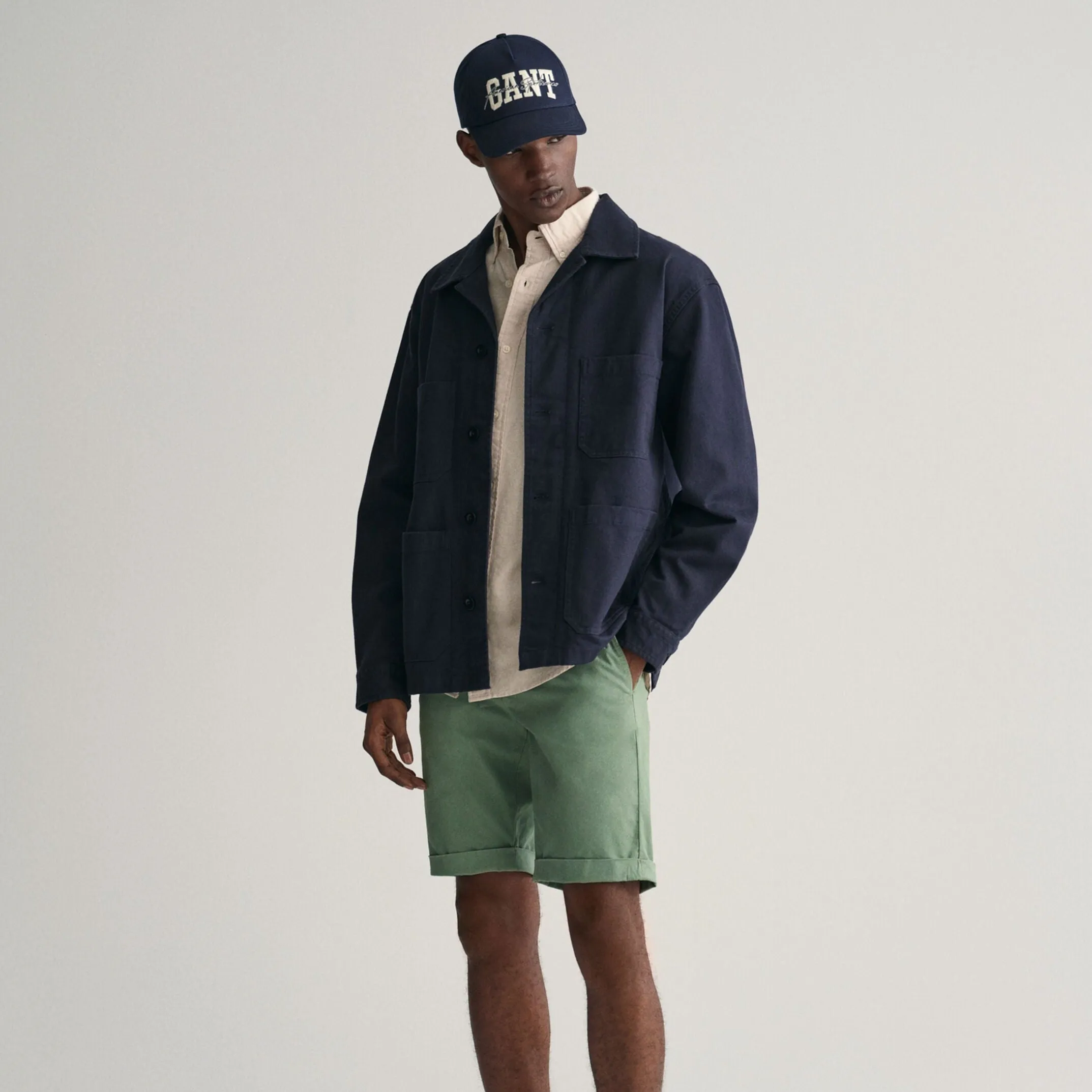 Gant Slim Fit Sunfaded Shorts in Kalamata Green