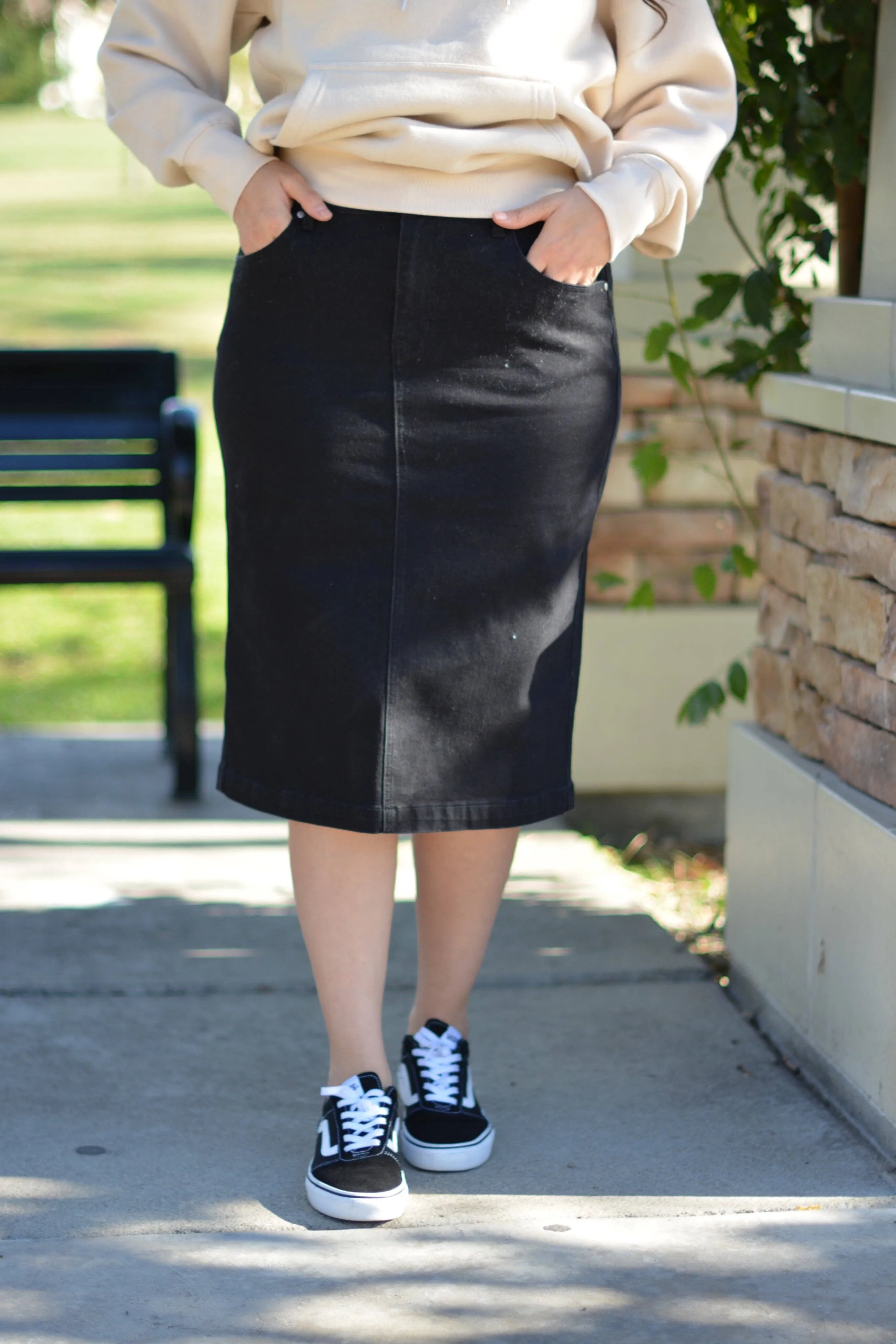 Pompeii Black Skirt